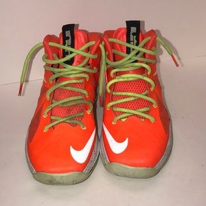 Nike.LeBrons bright orange